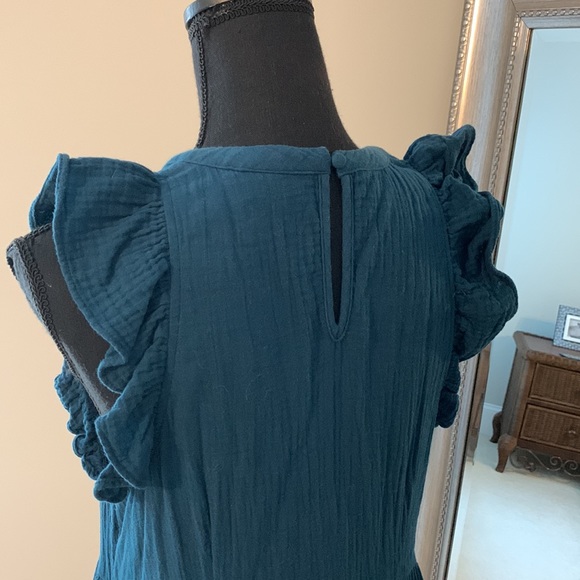 So comfy and lightweight Universal Thread dress - Picture 3 of 4